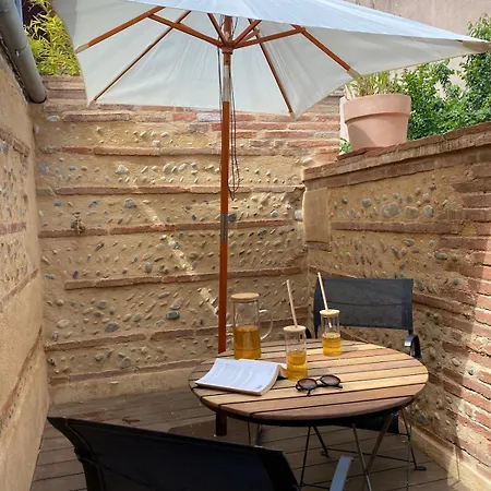 Appartement Le Du Tigre, Adresse De Charme Avec Terrasse Et Jardin Secret, Au Cœur De