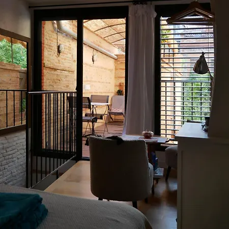 Appartement Le Du Tigre, Adresse De Charme Avec Terrasse Et Jardin Secret, Au Cœur De